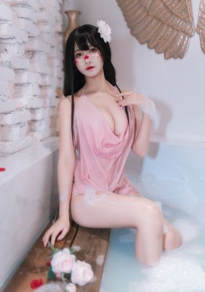 欧美美甲短款_剧情片在线播放观看